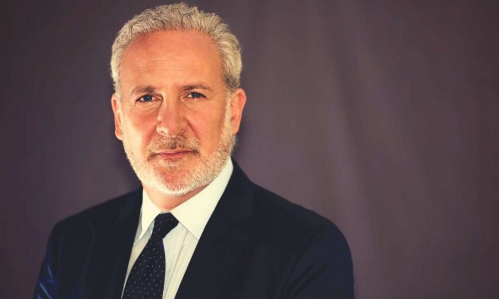 Peter Schiff Taunts Bitcoin Over 40% Loss Against Gold Peter Schiff Predicts Bitcoin Crash as Gold Hits Record High