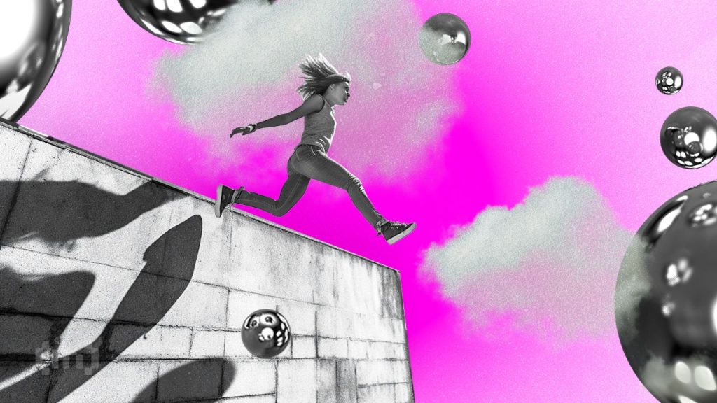 A Hidden Thanksgiving Pattern Could Hit Crypto Again Next Week Arthur Hayes Turns on Monad (MON) as Whales Sweep Up 300 Million Tokens